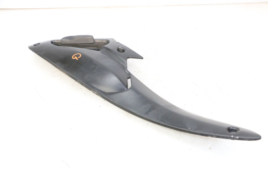 photo de REAR LEFT FOOTREST MOUNT GILERA NEXUS 300 (2008 - 2013) - Alternative perspective