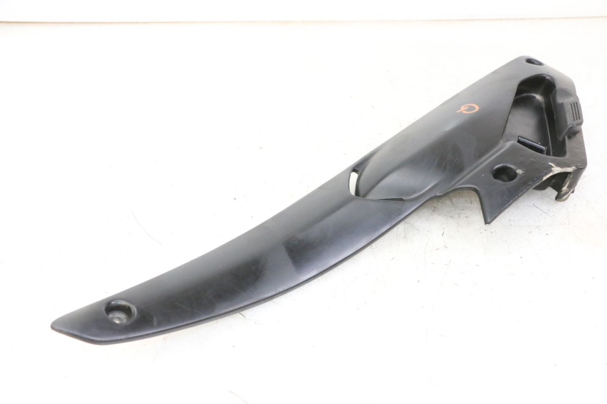 photo de REAR LEFT FOOTREST MOUNT GILERA NEXUS 300 (2008 - 2013) - Technical close-up