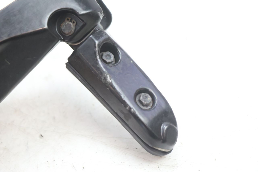photo de LEFT REAR FOOTREST MOUNTING PLATE GILERA GP 800 (2007 - 2013) - Product overview
