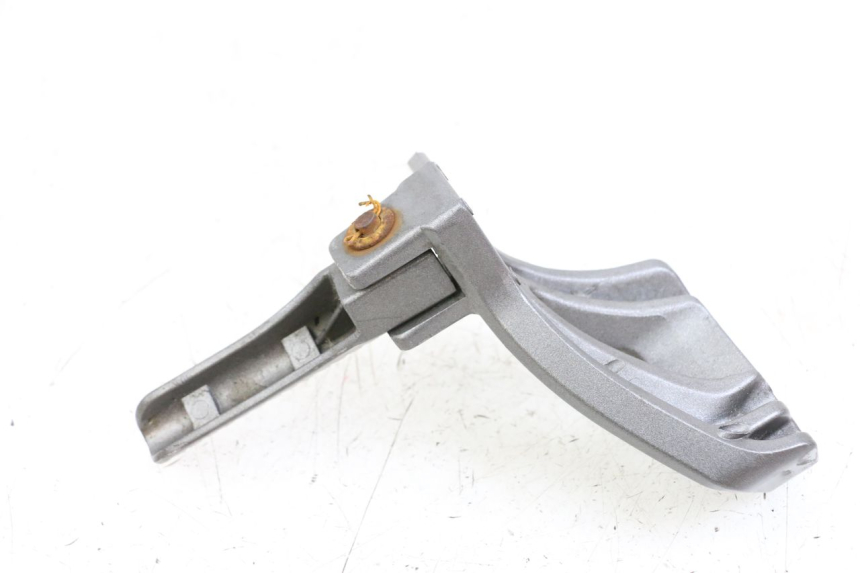 photo de REAR LEFT FOOTREST MOUNT NECO GPX LC 2T 50 (2014 - 2018) - Technical close-up