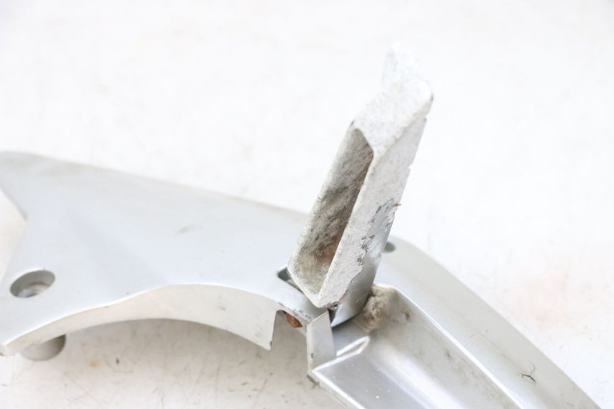 photo de REAR LEFT FOOTREST MOUNT JM MOTORS GTS 125 (2015 - 2019) - Alternative perspective