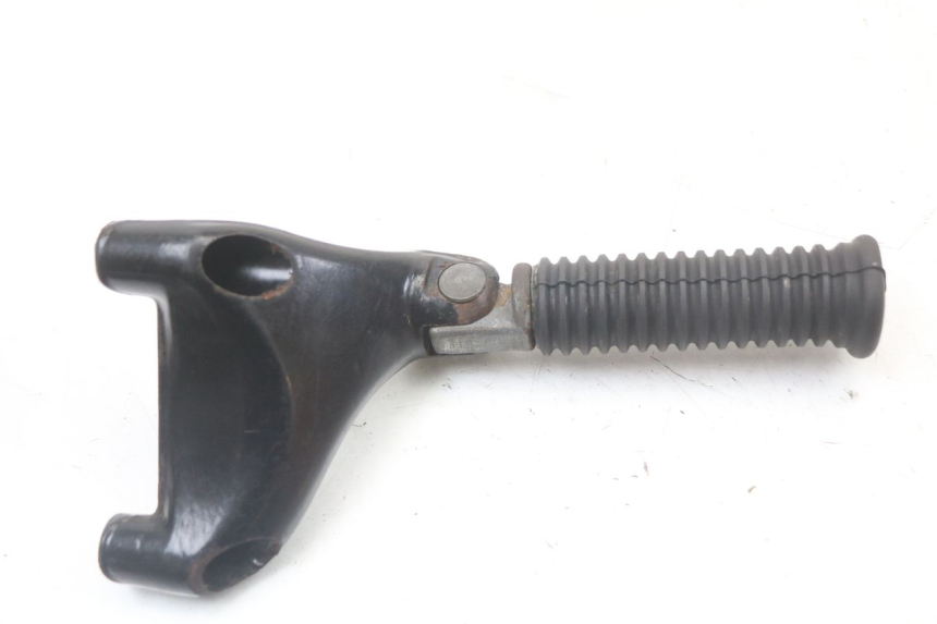 photo de REAR LEFT FOOTREST MOUNT HARLEY DAVIDSON SPORTSTER XL CUSTOM 883 (1999 - 2006) - Alternative perspective