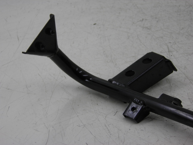photo de REAR LEFT FOOTREST MOUNT HONDA FES S-WING SWING ABS 125 (2007 - 2015) - Zoom on usage condition