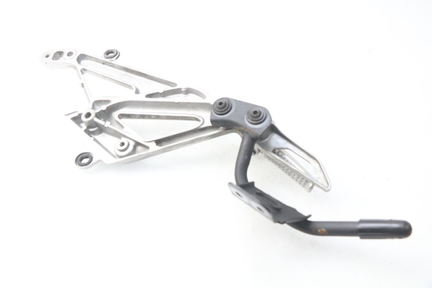 photo de LEFT REAR FOOTREST MOUNT HONDA INTEGRA NC D 750 (2016 - 2018) - Alternative perspective