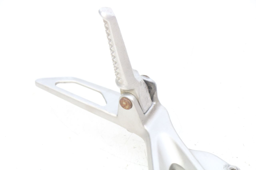 photo de LEFT REAR FOOTREST MOUNT HONDA INTEGRA NC D 750 (2016 - 2018) - Fixing points details