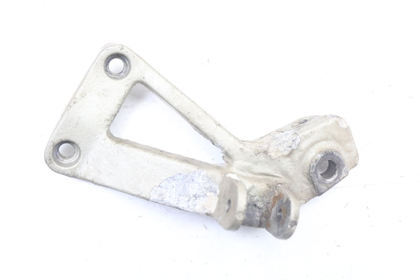 photo de REAR LEFT FOOTREST MOUNT KAWASAKI GTR 1000 (1994 - 2004) - Main view