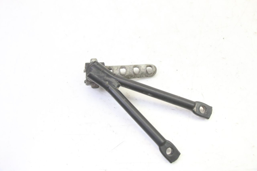 photo de LEFT REAR FOOTREST BRACKET RIEJU MRT 50 (2018 - 2021) - Surface and material condition