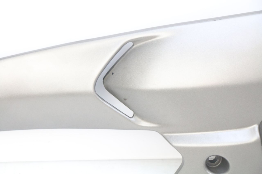 photo de REAR LEFT FOOTREST BRACKET GILERA NEXUS 125 (2009 - 2013) - Surface and material condition