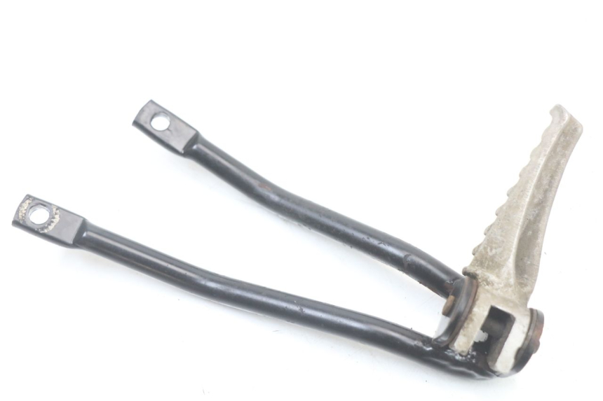 photo de REAR LEFT FOOTREST MOUNT APRILIA RS 50 (2006 - 2010) - Zoom on usage condition