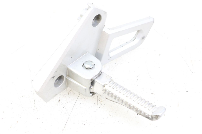 photo de REAR LEFT FOOTREST MOUNT PEUGEOT SPEEDFIGHT 4 2T 50 (2015 - 2019) - Main view