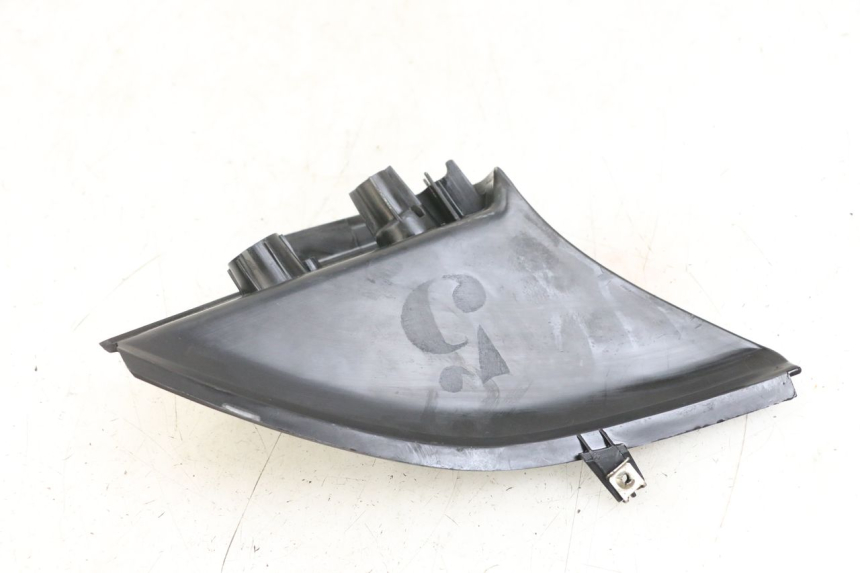 photo de LEFT REAR FOOTREST MOUNTING PLATE MBK STUNT NAKED 50 (2004 - 2018) - Zoom on usage condition