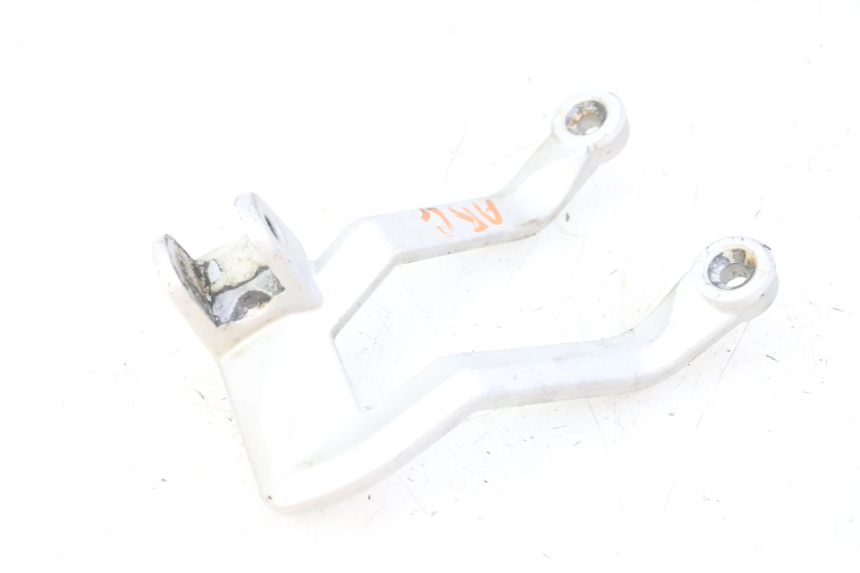 photo de REAR LEFT FOOTREST MOUNT KTM SUPERENDURO R 950 (2005 - 2009) - Surface and material condition
