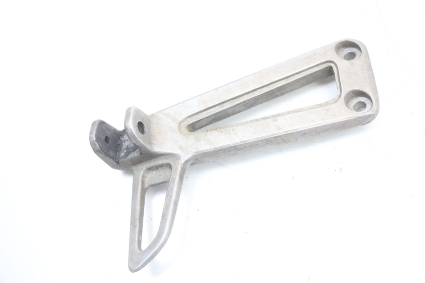 photo de REAR LEFT FOOTREST MOUNT YAMAHA TDR DELTABOX 125 (1997 - 2003) - Main view