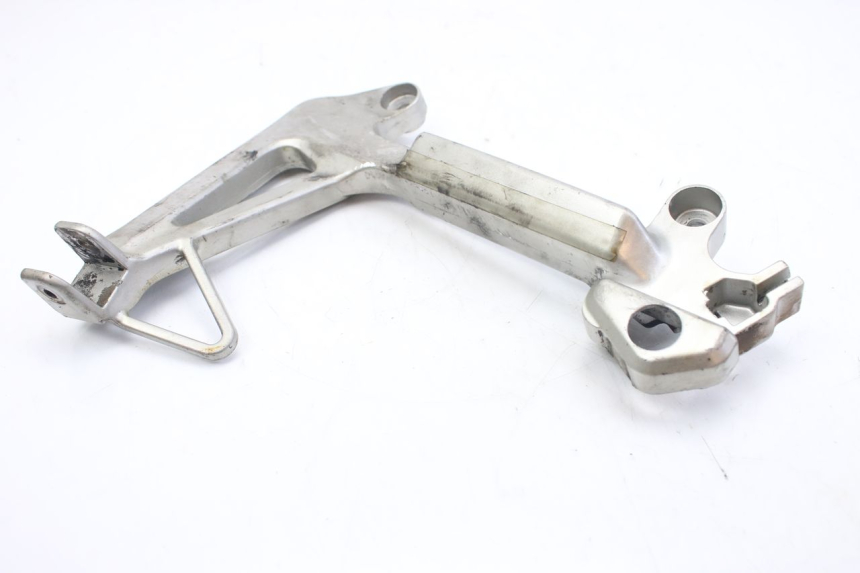 photo de LEFT REAR FOOTREST MOUNTING PLATE HONDA VFR FI RC46 800 (1998 - 2001) - Main view