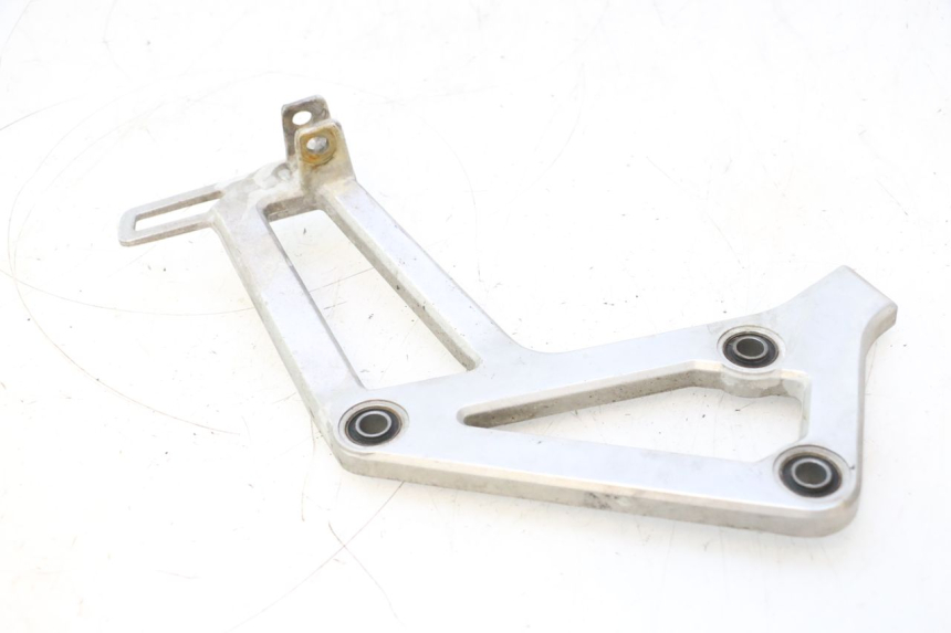 photo de REAR LEFT FOOTREST MOUNT HONDA XRV AFRICA TWIN 750 (1990 - 1992) - Product overview