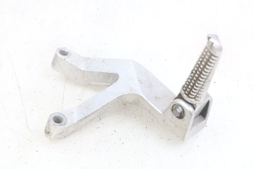 photo de LEFT REAR FOOTREST MOUNT YAMAHA YZF R THUNDERCAT 600 (1996 - 2003) - Main view