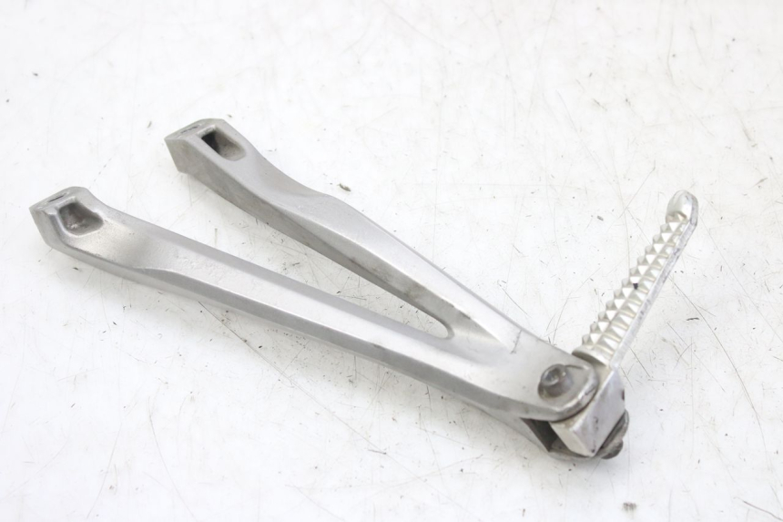 photo de LEFT REAR FOOTREST MOUNTING PLATE YAMAHA YZF R1 1000 (2007 - 2008) - Main view