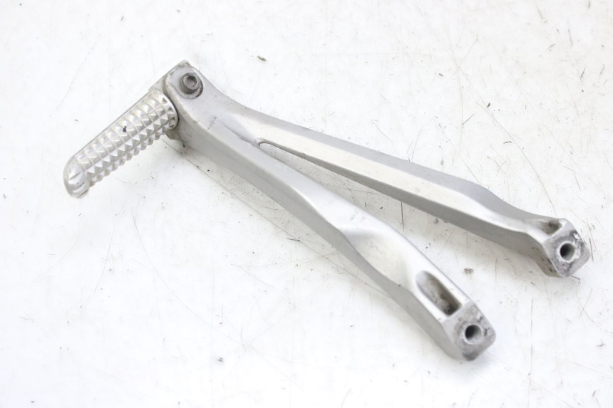 photo de LEFT REAR FOOTREST MOUNTING PLATE YAMAHA YZF R1 1000 (2007 - 2008) - Product overview