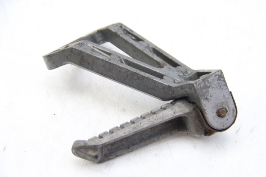 photo de LEFT REAR FOOTREST MOUNT KAWASAKI ZX-6R ZX6R 600 (1995 - 1997) - Component detail