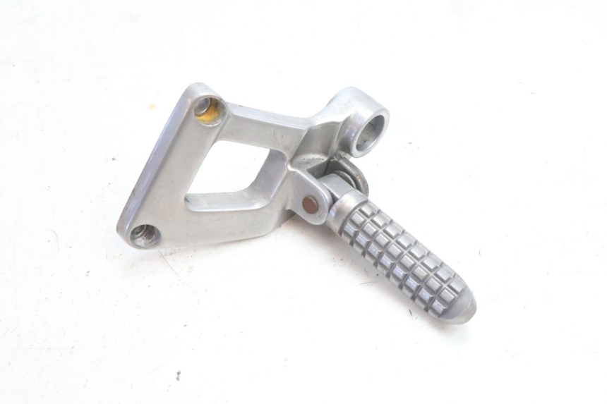 photo de REAR LEFT FOOTREST MOUNT KAWASAKI ZZR 600 (1995 - 2004) - Main view
