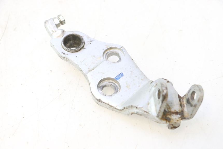 photo de FRONT RIGHT FOOTREST MOUNT HONDA CRF CR-F 125 (2020 - 2021) - Main view