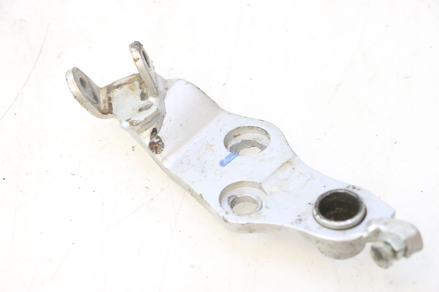 photo de FRONT RIGHT FOOTREST MOUNT HONDA CRF CR-F 125 (2020 - 2021) - Alternative perspective
