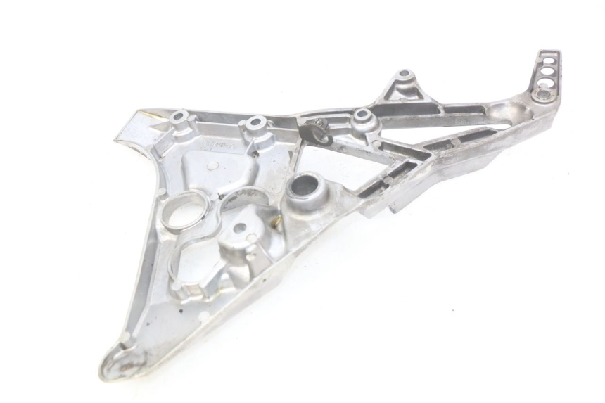 photo de RIGHT FRONT FOOTREST BRACKET YAMAHA FJ 3CX 1200 (1986 - 1996) - Zoom on usage condition