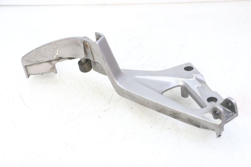 photo de FRONT RIGHT FOOTREST MOUNT HONDA NTV DEAUVILLE ABS 700 (2007 - 2016) - Product overview