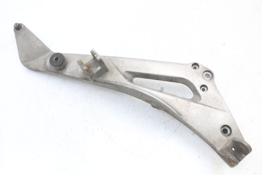 photo de RIGHT FRONT FOOTREST BRACKET HONDA NTV DEAUVILLE 650 (1998 - 2001) - Main view