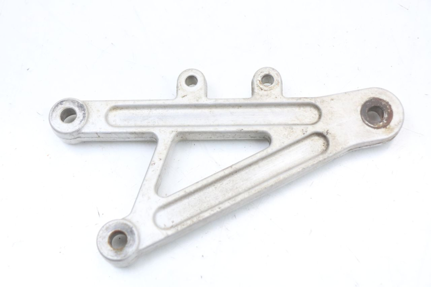 photo de FRONT RIGHT FOOTREST MOUNT APRILIA RS 50 (2006 - 2010) - Component detail