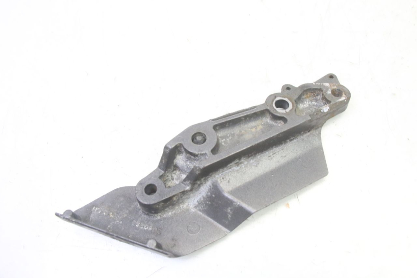 photo de FRONT RIGHT FOOTREST MOUNT TRIUMPH SPRINT 900 (1995 - 1998) - Product overview