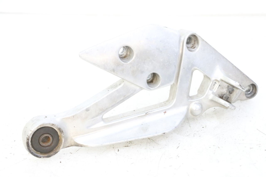 photo de FRONT RIGHT FOOTREST MOUNT YAMAHA XJN DIVERSION 600 (2000 - 2003) - Main view