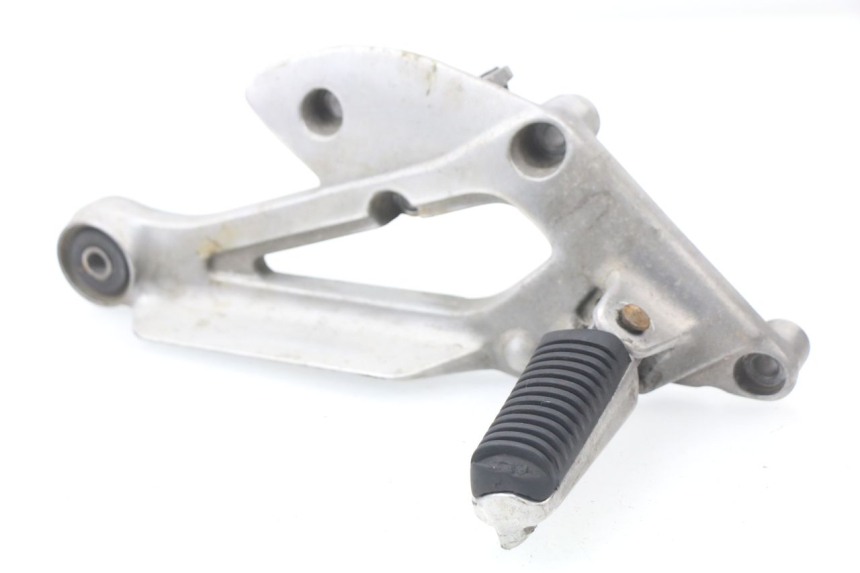 photo de FRONT RIGHT FOOTREST MOUNT YAMAHA XJN XJ N DIVERSION 600 (1994 - 1997) - Main view