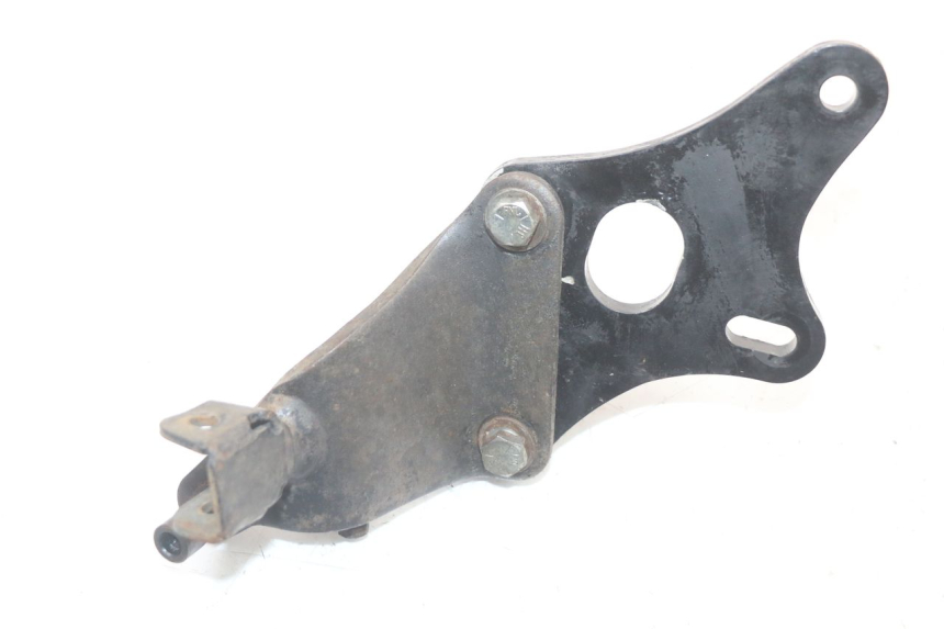 photo de FRONT RIGHT FOOTREST MOUNT YAMAHA XVS DRAG STAR DRAGSTAR 650 (1997 - 2007) - Main view