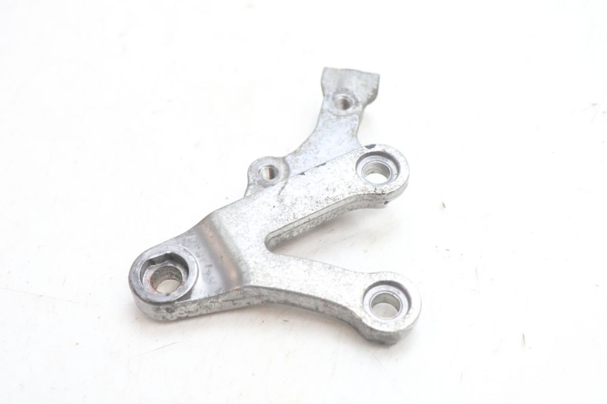 photo de FRONT RIGHT FOOTREST MOUNT KAWASAKI ZX-6R ZX6R 600 (2000 - 2002) - Main view