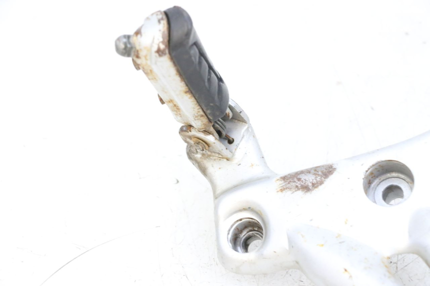 photo de FRONT LEFT FOOTREST MOUNT MAG POWER BOMBERS 4T 50 (2016 - 2026) - Additional view of the item