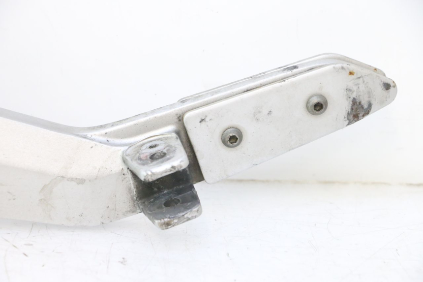 photo de FRONT LEFT FOOTREST MOUNT HONDA CB F HORNET 600 (2005 - 2006) - Checked used part