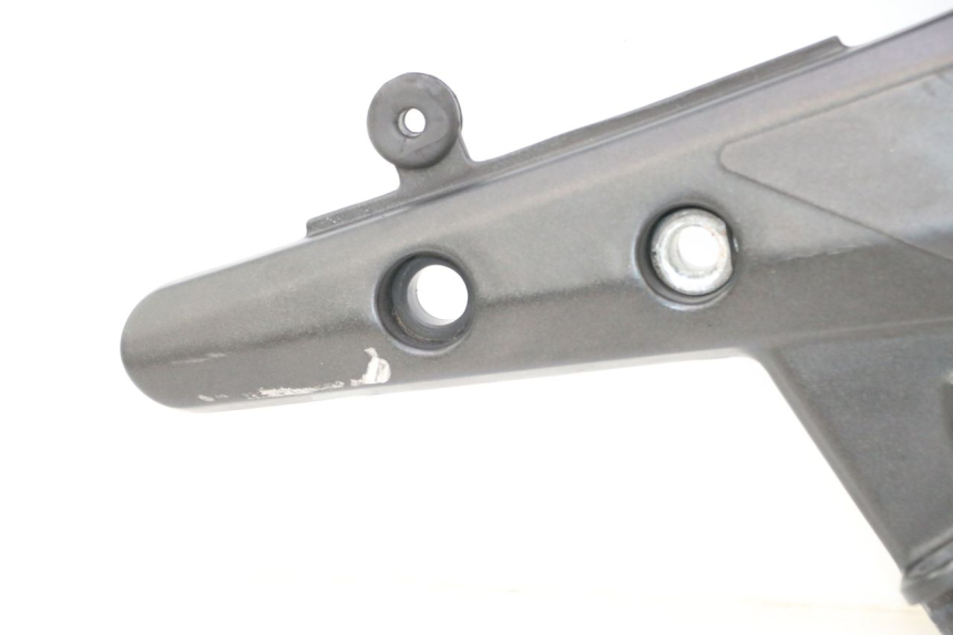 photo de FRONT LEFT FOOTREST MOUNT KAWASAKI ER-6 ER6 F ABS 650 (2012 - 2016) - Checked used part