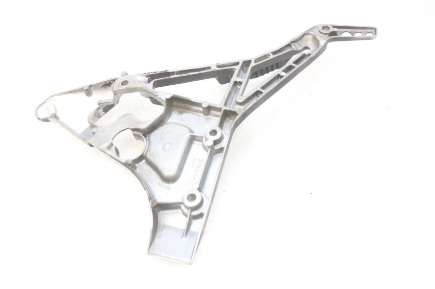 photo de LEFT FRONT FOOTREST BRACKET YAMAHA FJ 3CX 1200 (1986 - 1996) - Zoom on usage condition