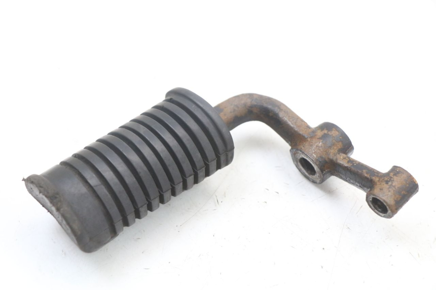 photo de FRONT LEFT FOOTREST MOUNT SUZUKI GSX E 250 (1982 - 1983) - Main view