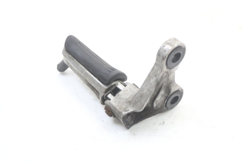 photo de FRONT LEFT FOOTREST MOUNT HONDA CBR F 1000 (1993 - 1996) - Product overview