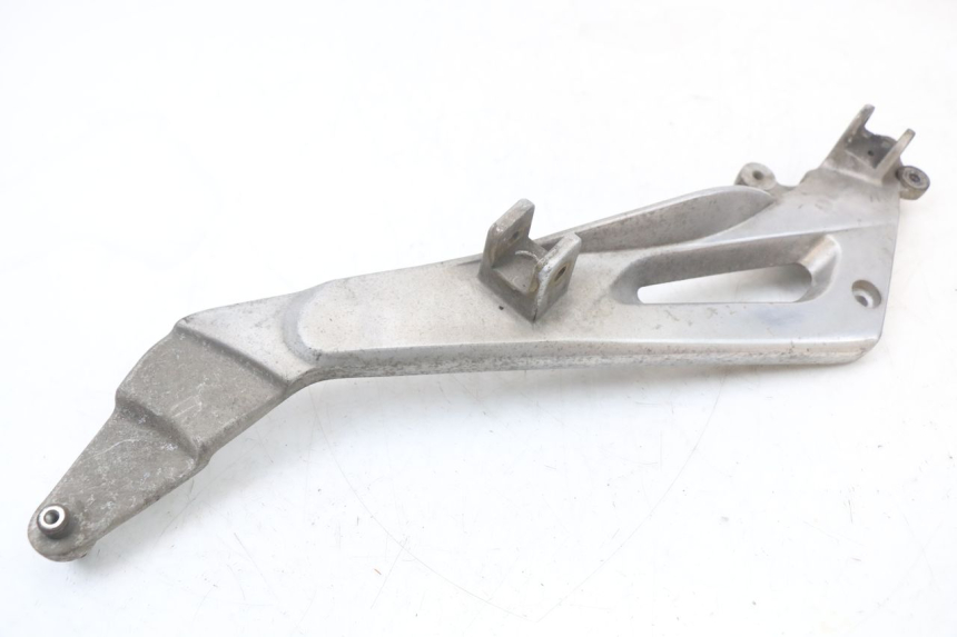 photo de LEFT FRONT FOOTREST BRACKET HONDA NTV DEAUVILLE 650 (1998 - 2001) - Alternative perspective