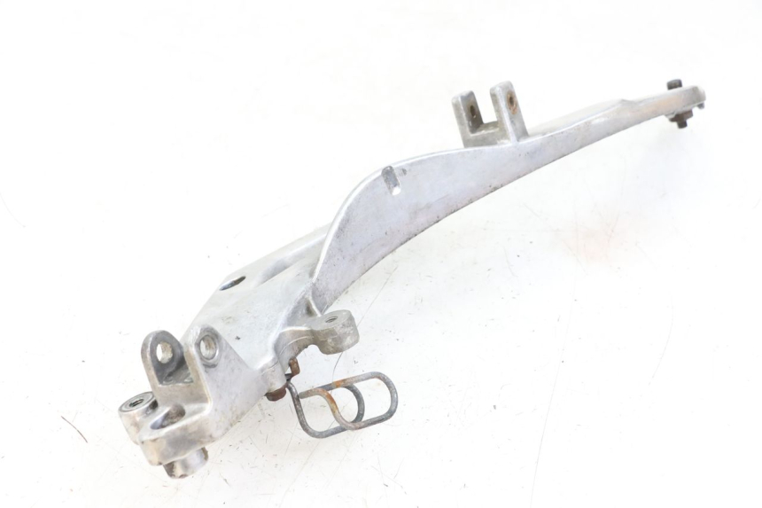 photo de LEFT FRONT FOOTREST BRACKET HONDA NTV DEAUVILLE 650 (1998 - 2001) - Surface and material condition