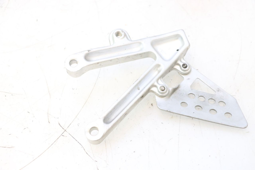 photo de FRONT LEFT FOOTREST MOUNT DUCATI SS IE DS CARENEE 1000 (2002 - 2006) - Alternative perspective
