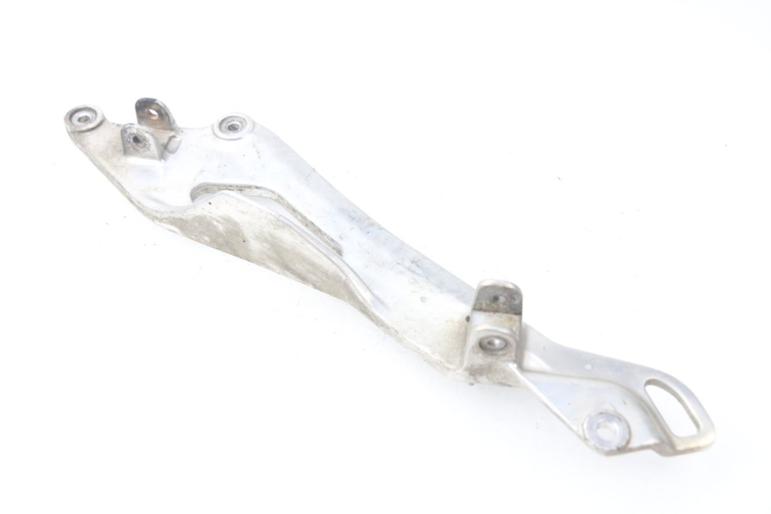 photo de FRONT LEFT FOOTREST MOUNT YAMAHA TDM ABS 900 (2002 - 2014) - Main view