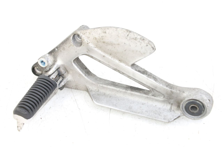 photo de FRONT LEFT FOOTREST MOUNT YAMAHA XJ600 XJ DIVERSION 600 (1992 - 1997) - Main view