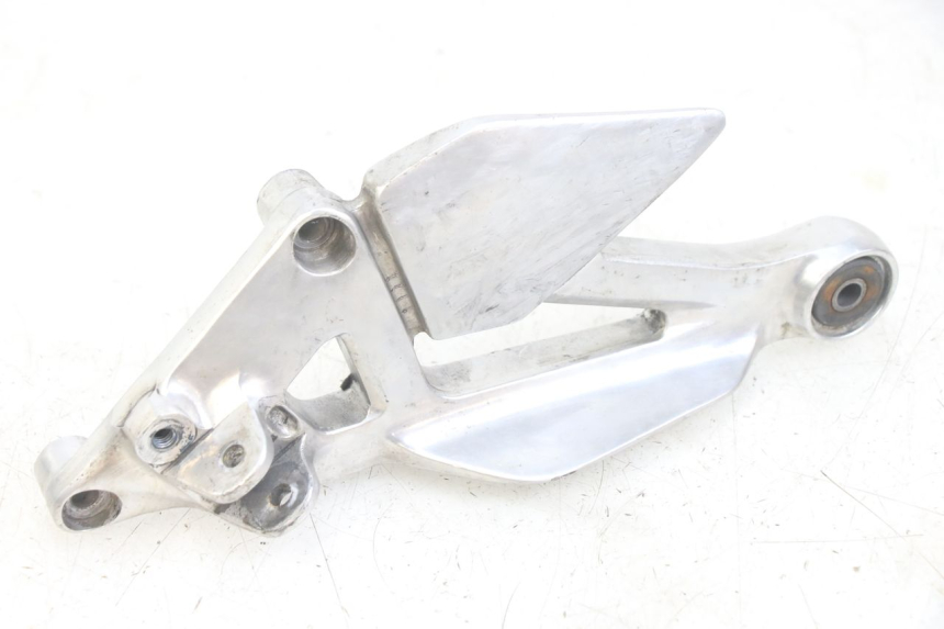 photo de FRONT LEFT FOOTREST MOUNT YAMAHA XJN DIVERSION 600 (2000 - 2003) - Main view