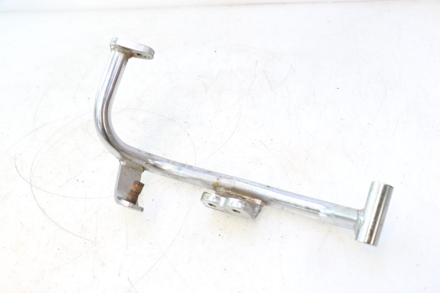 photo de FRONT LEFT FOOTREST MOUNT YAMAHA XV VIRAGO 535 (1988 - 2004) - Technical close-up