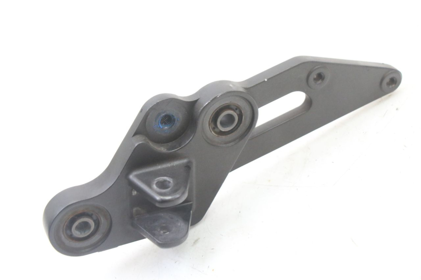 photo de FRONT LEFT FOOTREST MOUNT YAMAHA TRACER 7 700 (2020 - 2024) - Main view