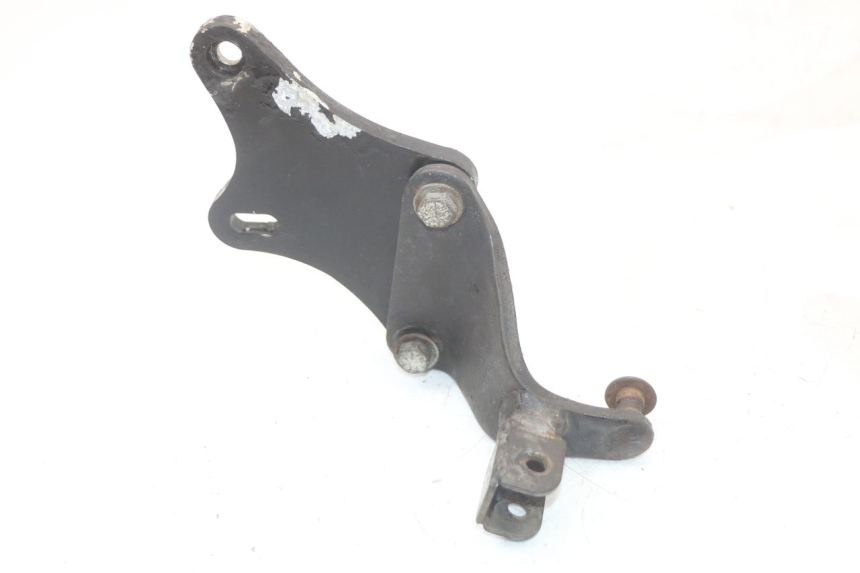 photo de FRONT LEFT FOOTREST MOUNT YAMAHA XVS DRAG STAR DRAGSTAR 650 (1997 - 2007) - Component detail